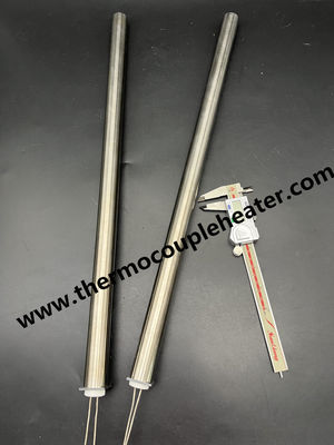 Chauffe-cartouches de 25 mm de grand diamètre avec flange de montage à broches solides