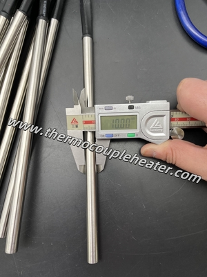 Appareils de chauffage par cartouche avec thermocouple intégré pour le contrôle de la température industrielle