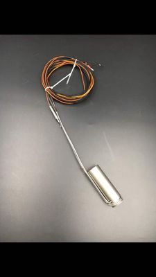 Deux Bening câblant l'appareil de chauffage chaud de bec de coureur avec le type thermocouple de l'élément J