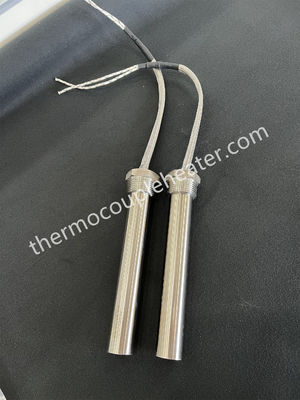 Chauffage à cartouche dans un chauffage électrique à cartouche avec raccord fileté NPT