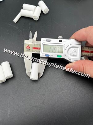 Isolateurs en céramique stéatite à 4 trous économiques pour assemblage de thermocouple standard